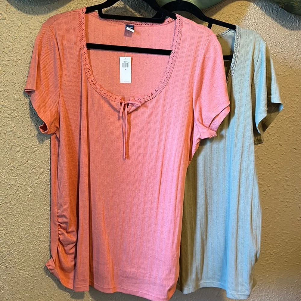 Maternity Tops - Picture 1 of 3